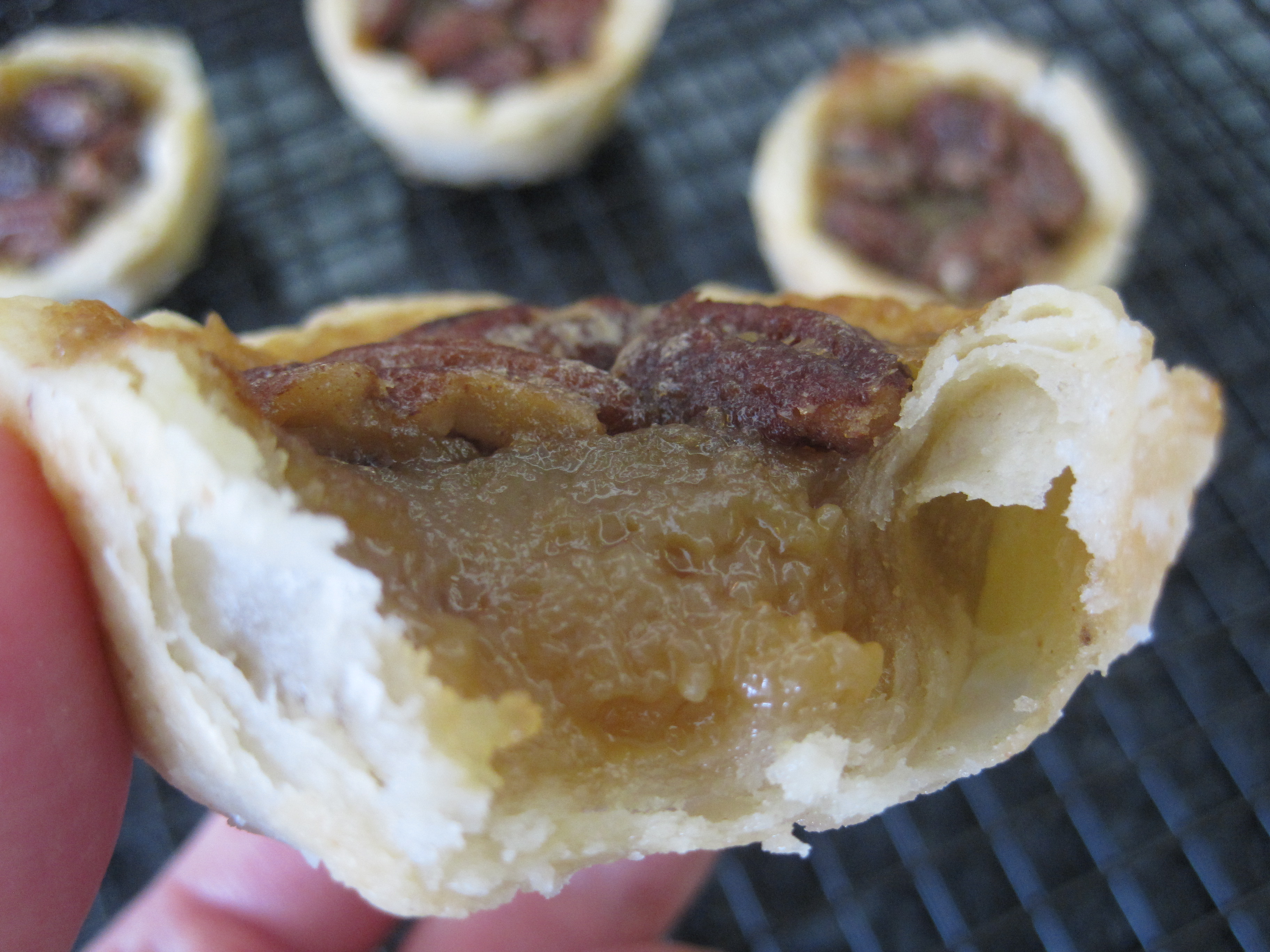 What is an easy recipe for butter tarts?